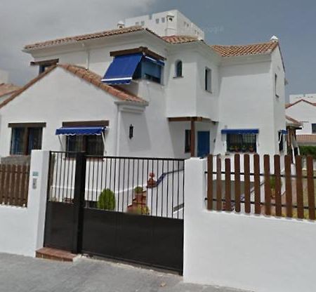 Alojamiento Luisita Alhaurin de la Torre Exterior photo
